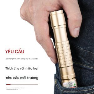 but-laser-cong-trinh-kan-700-tia-xanh-la