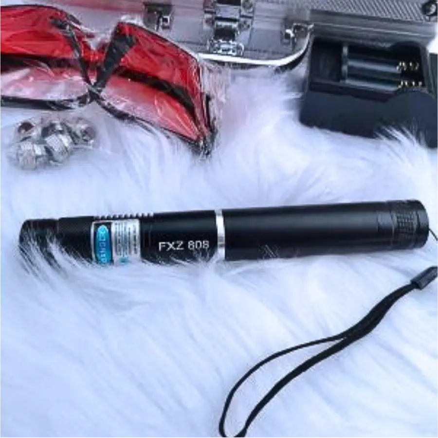 den-laser-808-dot-chay
